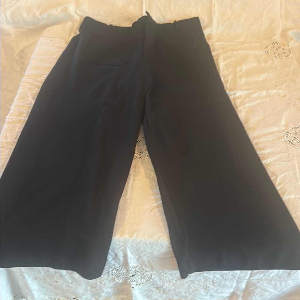 Tahari Black Wide Leg High-Waisted crop Pants sz 14